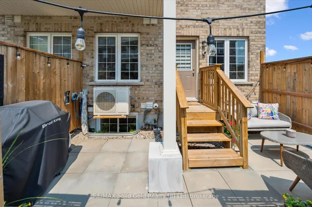 Additional image 29 of 371A WESTWOOD Dr