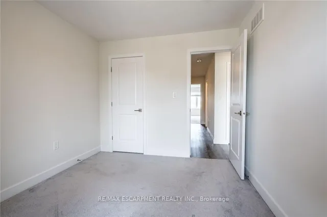 Additional image 18 of 6 Bedrock Dr