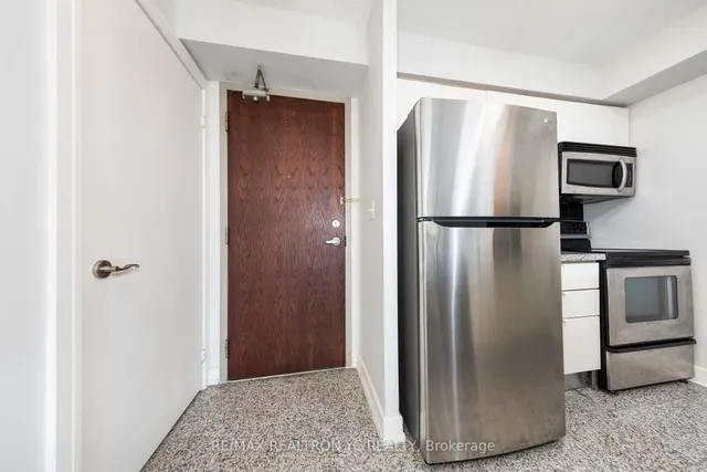 Additional image 6 of 18 Harrison Garden Blvd Unit 2607