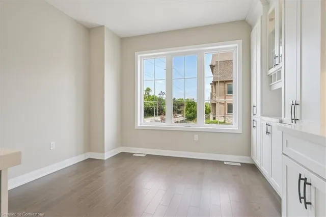 Additional image 27 of 445 Ontario St Unit 49