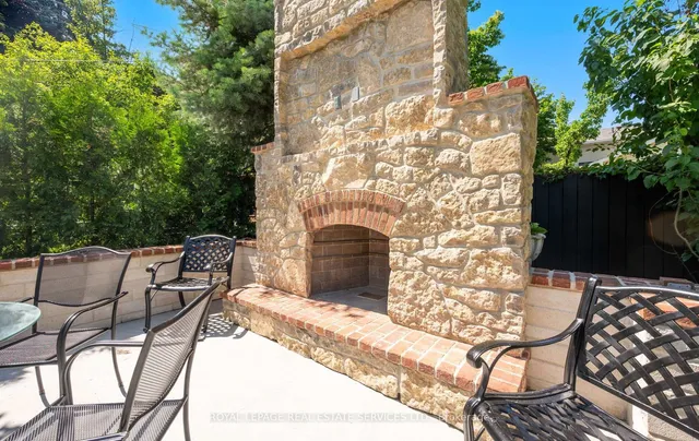 Additional image 34 of 10 Colwood Rd