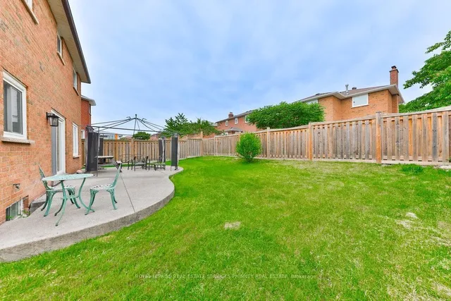 Additional image 37 of 296 Evergreen Cres