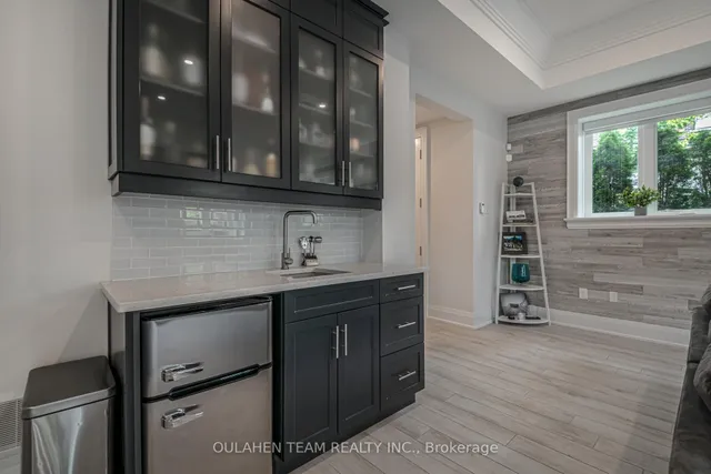 Additional image 40 of 157 Florence Ave