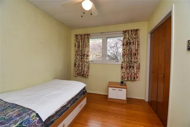 Additional image 10 of 70 Mayfair Ave