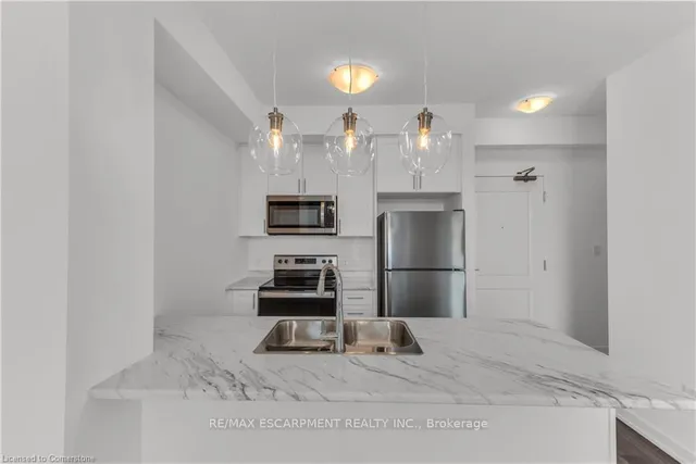 Additional image 14 of 460 Dundas St Unit 314