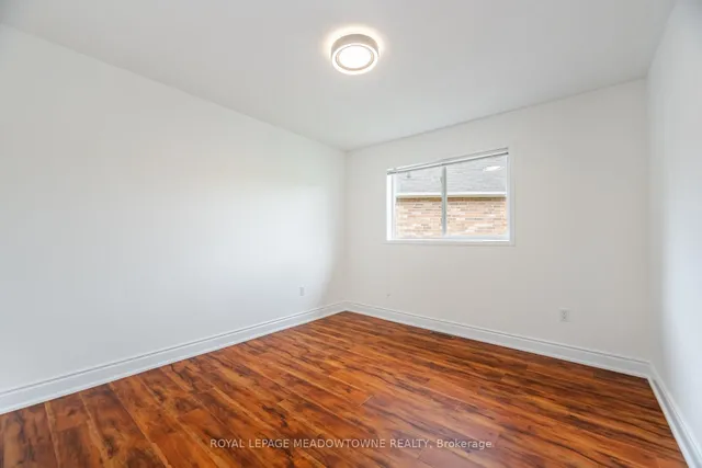 Additional image 26 of 1212 Fox Cres