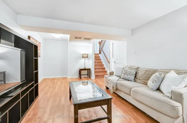 Additional image 34 of 14 Ashridge Pl