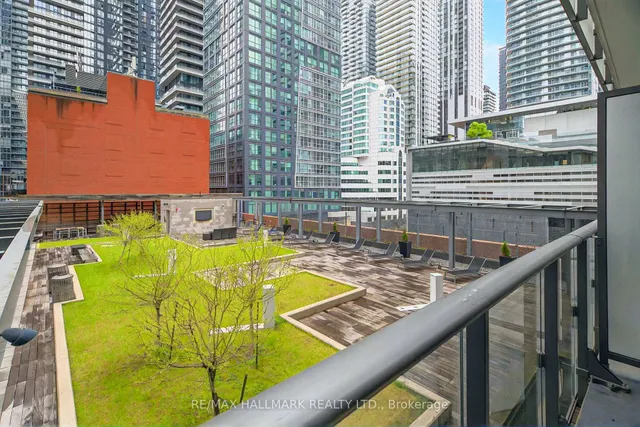 Additional image 38 of 8 Mercer St Unit 708