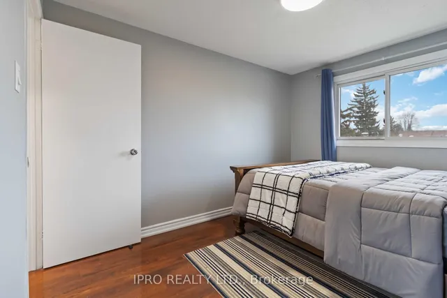 Additional image 20 of 3345 Silverado Dr Unit 64