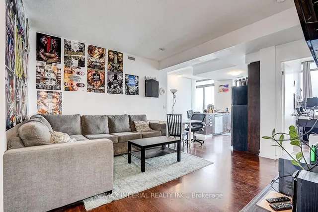 Additional image 9 of 832 Bay St Unit 3405