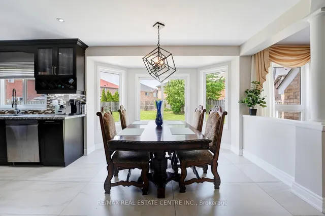 Additional image 9 of 26 Ferncastle Cres