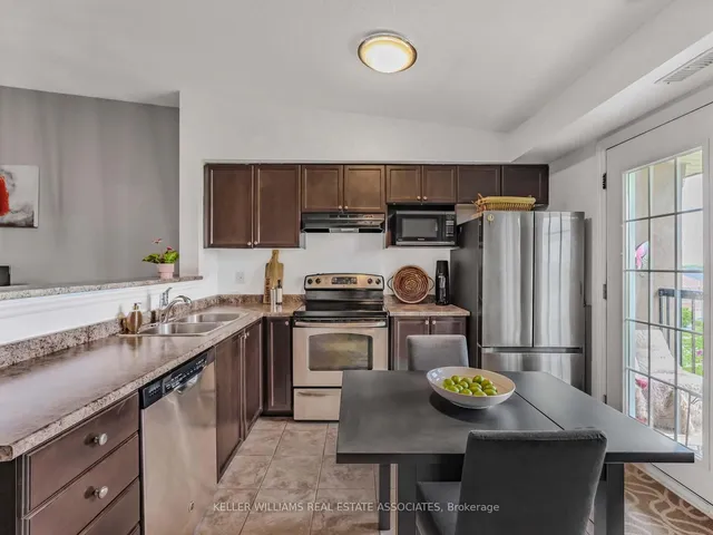 Additional image 10 of 1390 Main St Unit 405