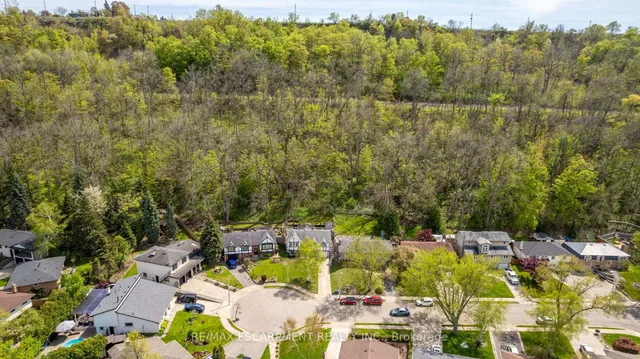 Additional image 44 of 34 Palm Crt