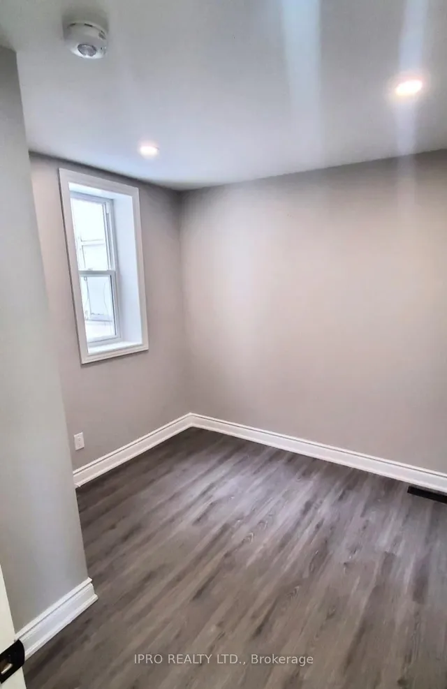 Additional image 11 of 224 Rosslyn Ave