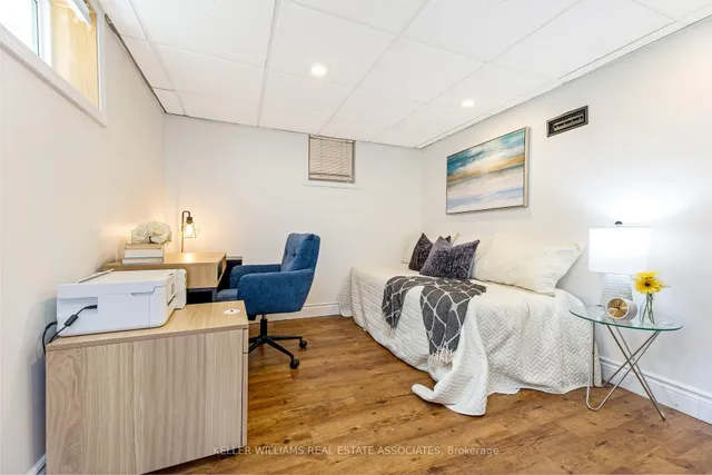 Additional image 19 of 7 Indiana St