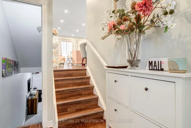 Additional image 3 of 1536 Sixth Line Unit 4