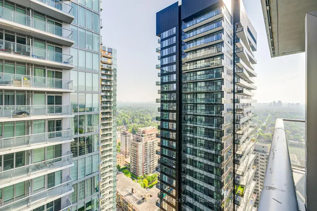 Additional image 29 of 195 Redpath Ave Unit 3202