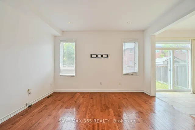 Additional image 27 of 330 Giddings Cres