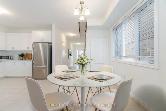 Additional image 9 of 30 Zoe Lane