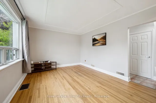 Additional image 5 of 495 Stirling Ave