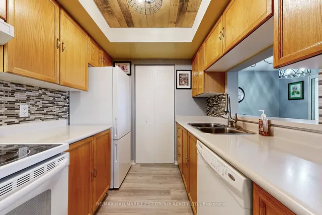 Additional image 5 of 8351 McLaughlin Rd Unit 218