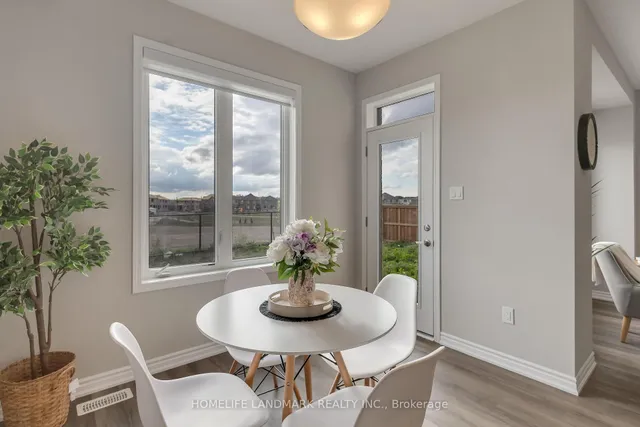 Additional image 19 of 130 Forestwalk St