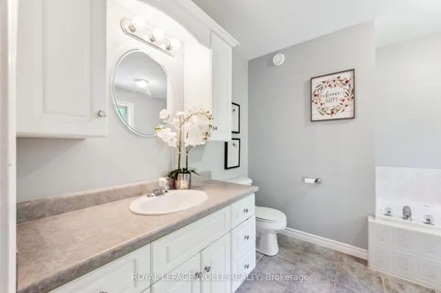 Additional image 29 of 35 Dayman Crt