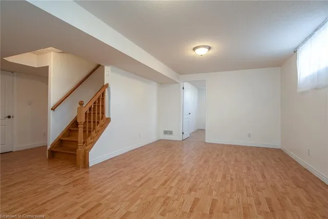 Additional image 37 of 35 Yarrow Crt