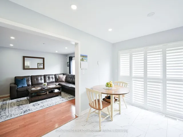 Additional image 11 of 634 Hamilton Cres