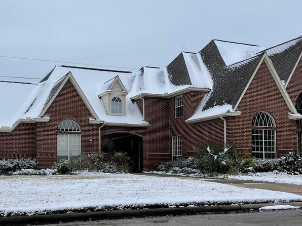 15214 T C Jester Blvd, Houston, TX 77068