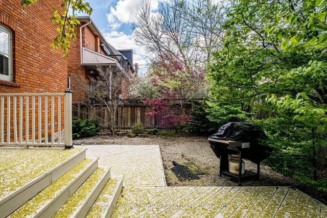 Additional image 39 of 18 Spruceside Ave