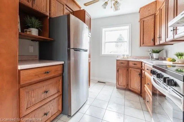 Additional image 13 of 161 East 19th St