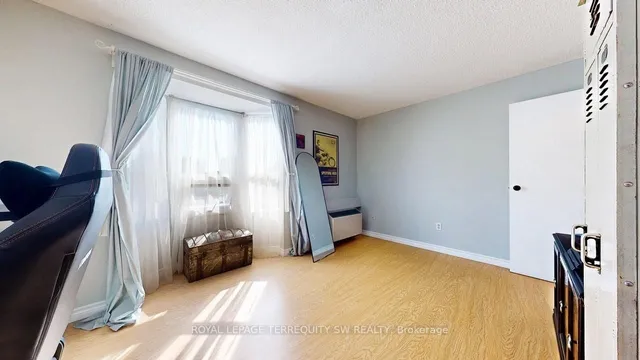 Additional image 21 of 3835 Lake Shore Blvd Unit 210