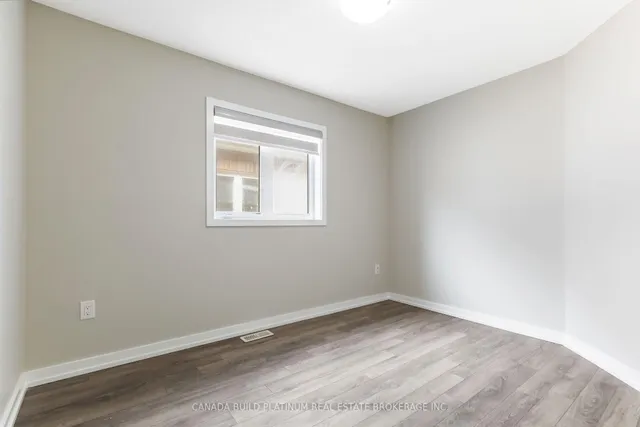 Additional image 32 of 75 Baffin Cres