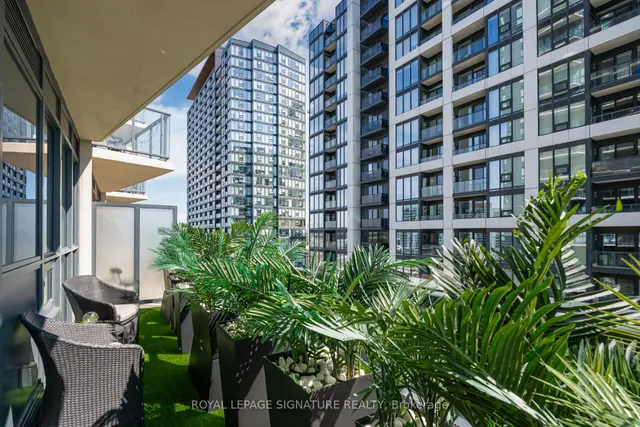 Additional image 14 of 49 East Liberty St Unit 1501