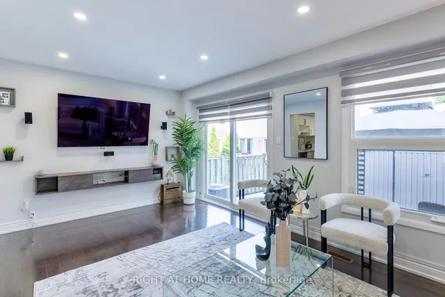 Additional image 12 of 113 Alford Cres Unit 7