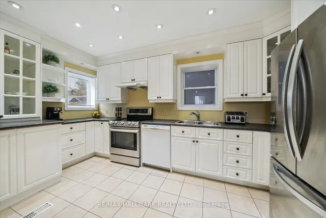 Additional image 12 of 214 Woodbine Ave