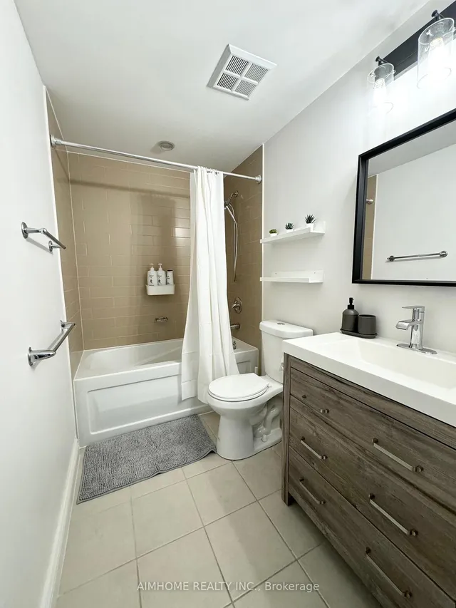 Additional image 12 of 10 Navy Wharf Crt Unit 3606