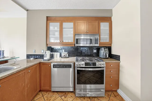 Additional image 5 of 500 Queens Quay Unit 201E