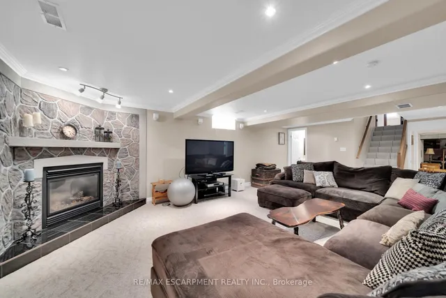 Additional image 28 of 212 Alderlea Ave