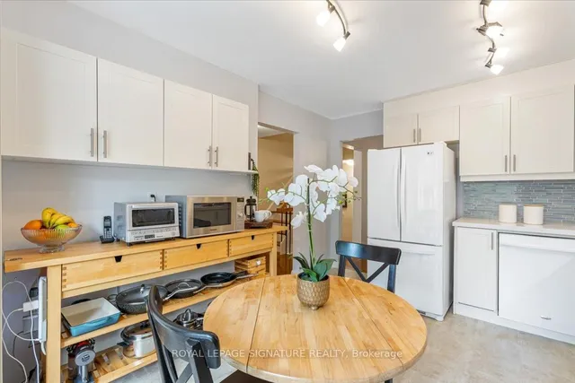 Additional image 14 of 86 Wagon Trailway