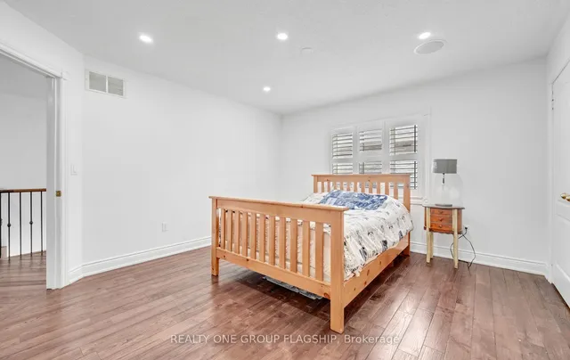 Additional image 33 of 37 Donwoods Crt