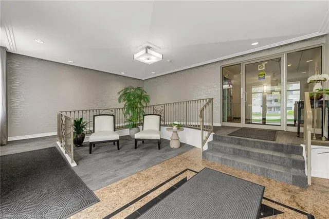 Additional image 4 of 908 Mohawk Rd Unit 107