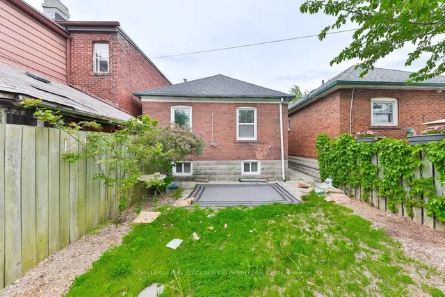 Additional image 21 of 409 Mortimer Ave