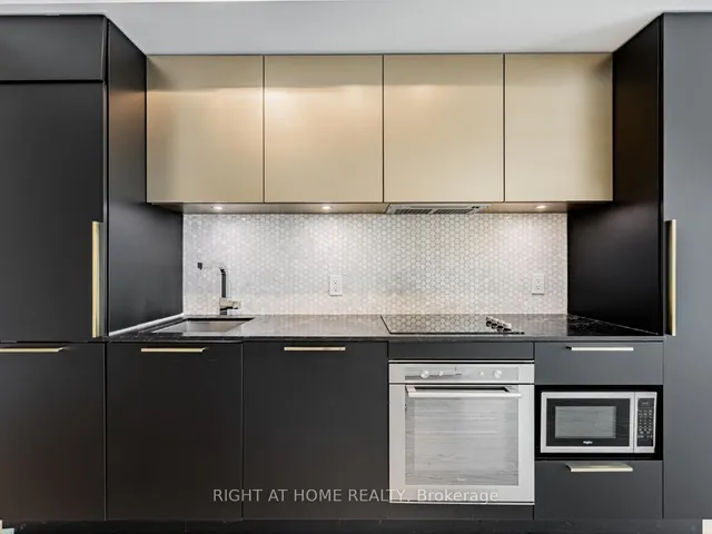 Additional image 12 of 85 Wood St Unit 1615