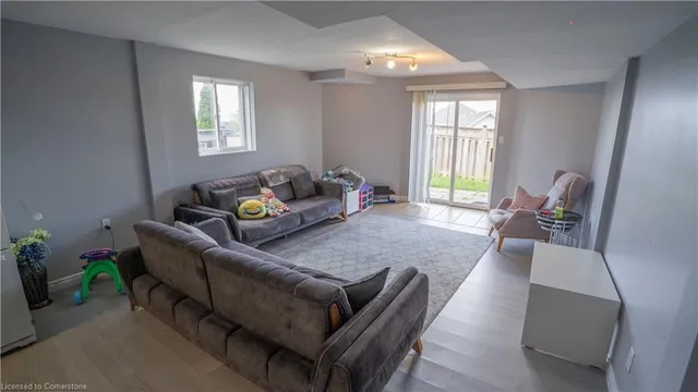 Additional image 25 of 53 Sandwell Crt