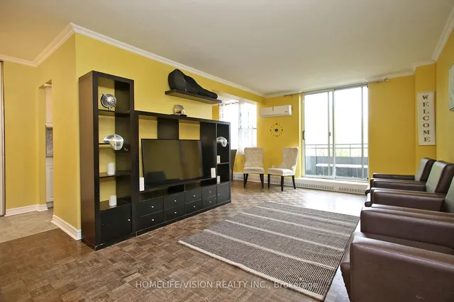 Additional image 5 of 1071 Woodbine Ave Unit 207