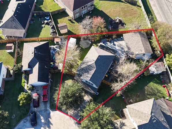 11423 Royal Thistle Ct, Houston, TX 77088