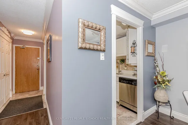 Additional image 15 of 4 Lisa St Unit 404