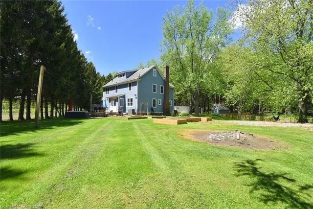 Additional image 41 of 39 Barnabas St